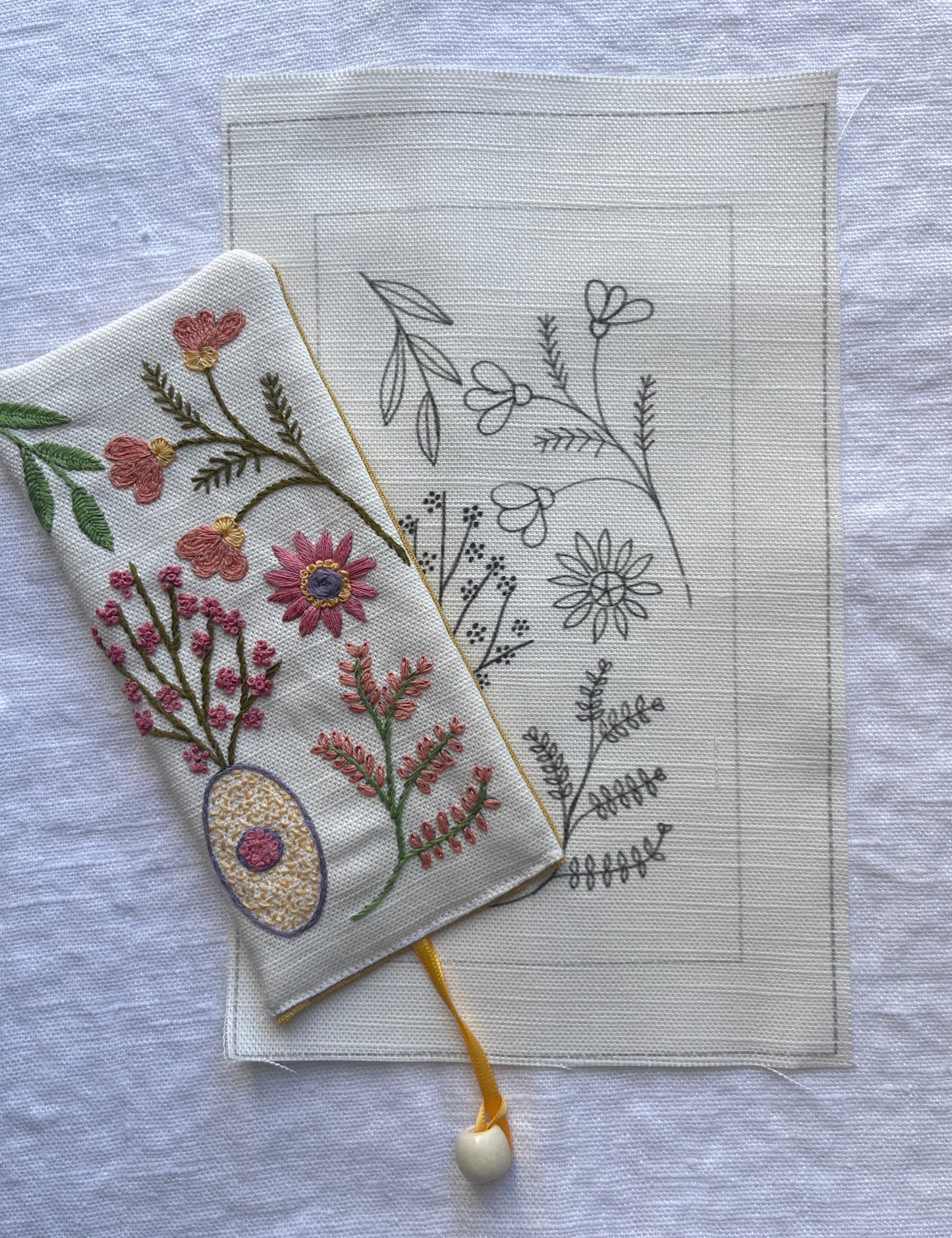Blossom & Vase Book Mark Kit