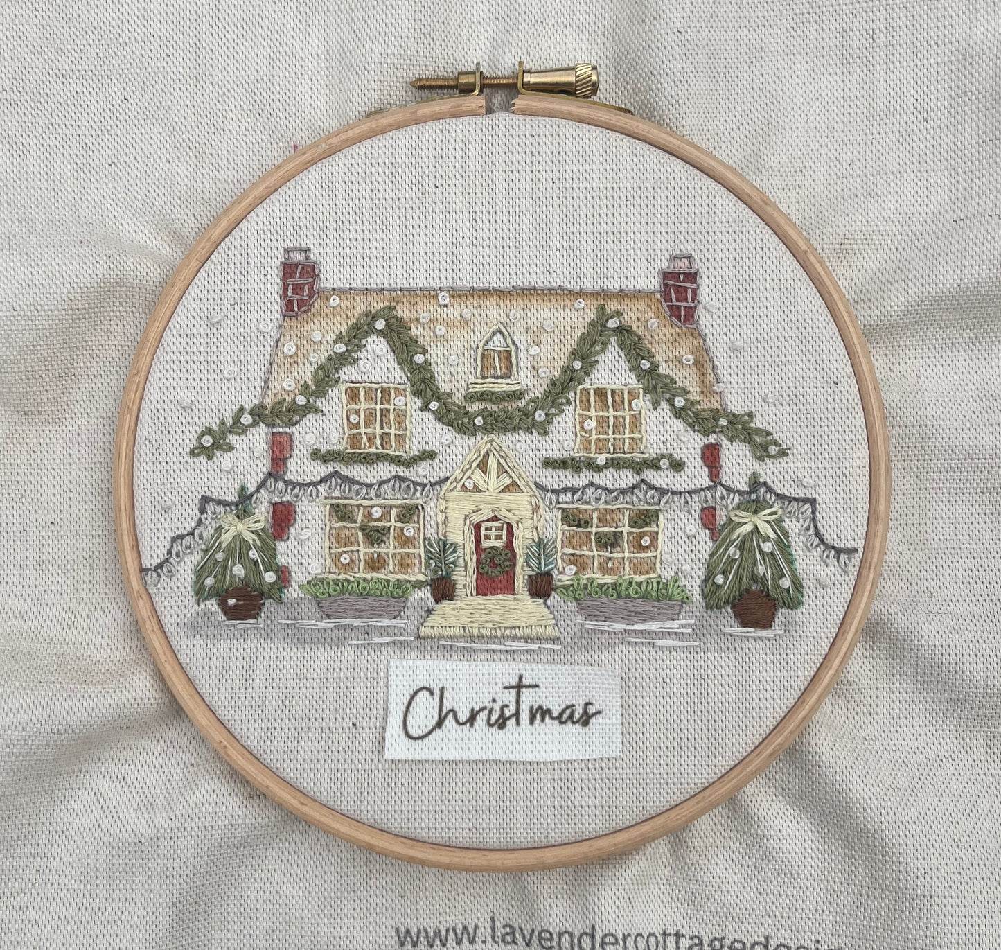 Yorkshire Christmas Cottage: Hand Embroidery Kit